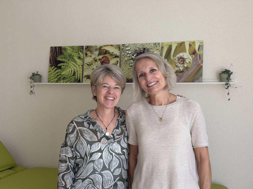 Gabi Bucher und Nelly Escher, die Therapeutinnen der Gemeinschaftspraxis